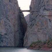 Desfiladero de Los Gaitanes y el Caminito del Rey