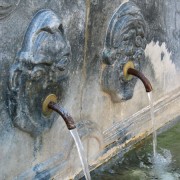 Fuente de los Mascarones